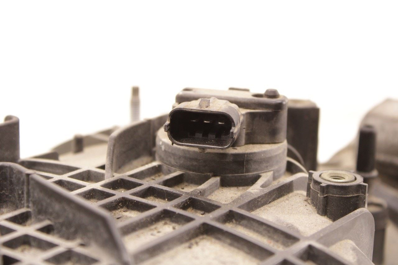 2012-2020 ISUZU NPR HD 6.0L Engine Intake Manifold w/ Throttle Body 12597600 OEM - Alshned Auto Parts