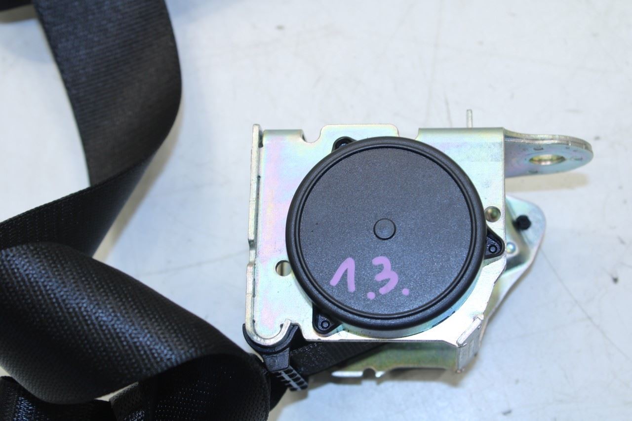 17-21 Maserati Ghibli 3.0L RWD Rear Driver Left Side 2nd Row Seat Belt Retractor - Alshned Auto Parts