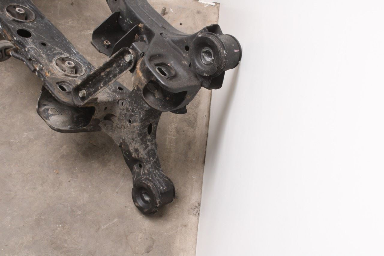 2019-2020 Hyundai Santa Fe SEL AWD Rear Crossmember Subframe 55405-S1250 OEM - Alshned Auto Parts