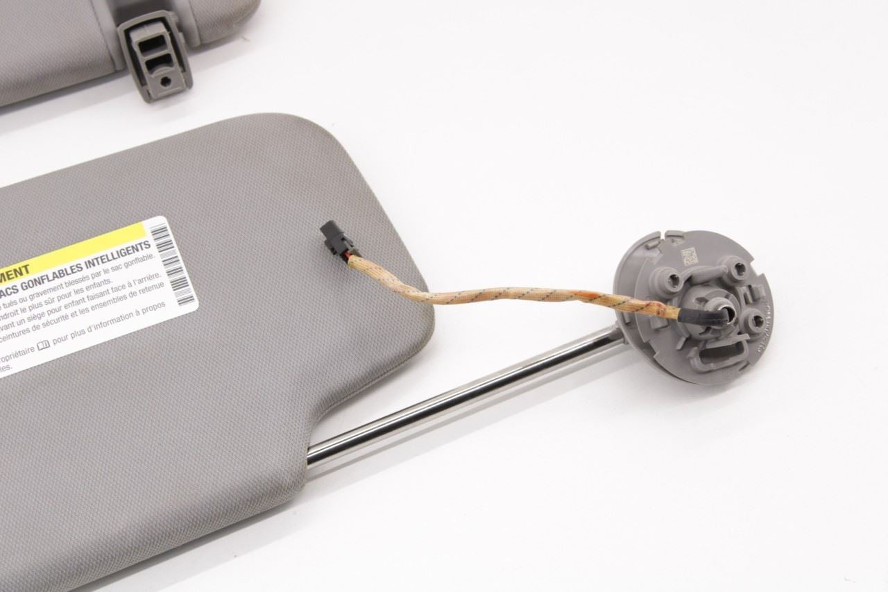 17-23 GMC Acadia SLT-1 Front RH and LH Side Sun Visor Set w/ Illuminated Mirror - Alshned Auto Parts