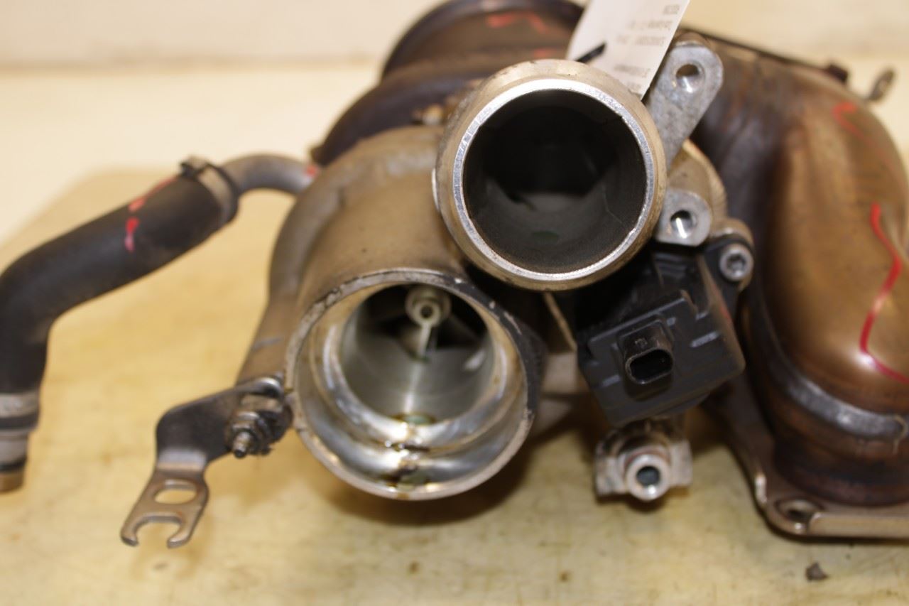 13-17 BMW X3 xDrive28i 2.0L Engine Turbocharger w/ Manifold 78K 11657642469 OEM - Alshned Auto Parts