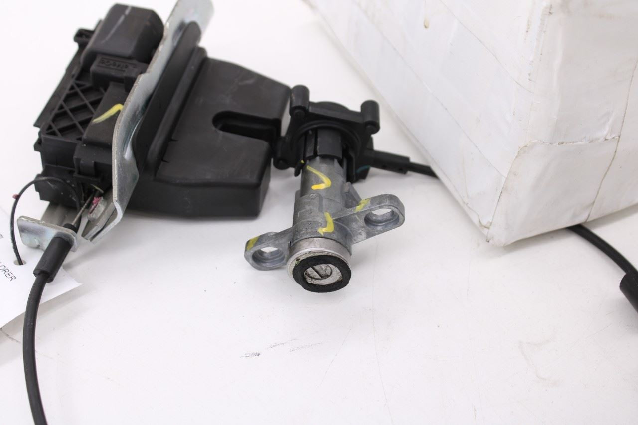 2025-2026 Ford Explorer Interceptor Rear Liftgate Tailgate Lock Latch Actuator2