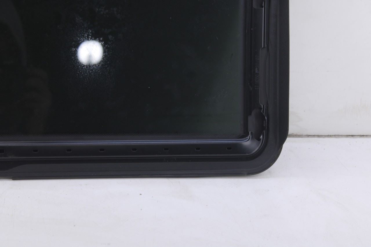 2008-2014 Mercedes-Benz C350 Sport Roof Window Sunroof Panel Glass 2047800021 - Alshned Auto Parts