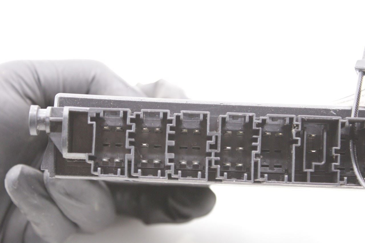 2006-2009 Mercedes-Benz CLK 350 Front Right Power Seat Memory Control Module OEM - Alshned Auto Parts