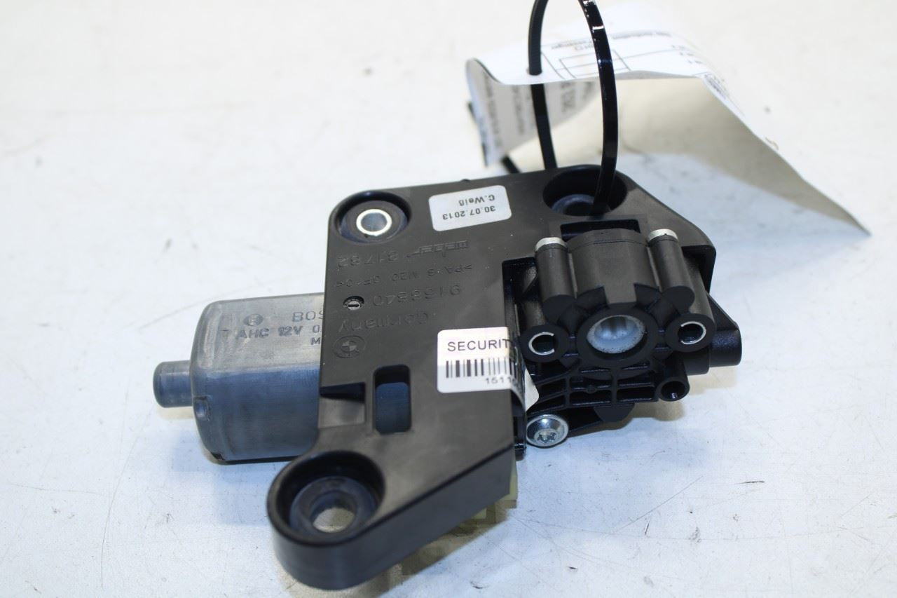 10-15 BMW 750i xDrive 4.4L Rear Door Passenger Right Side Window Sunshade Motor - Alshned Auto Parts