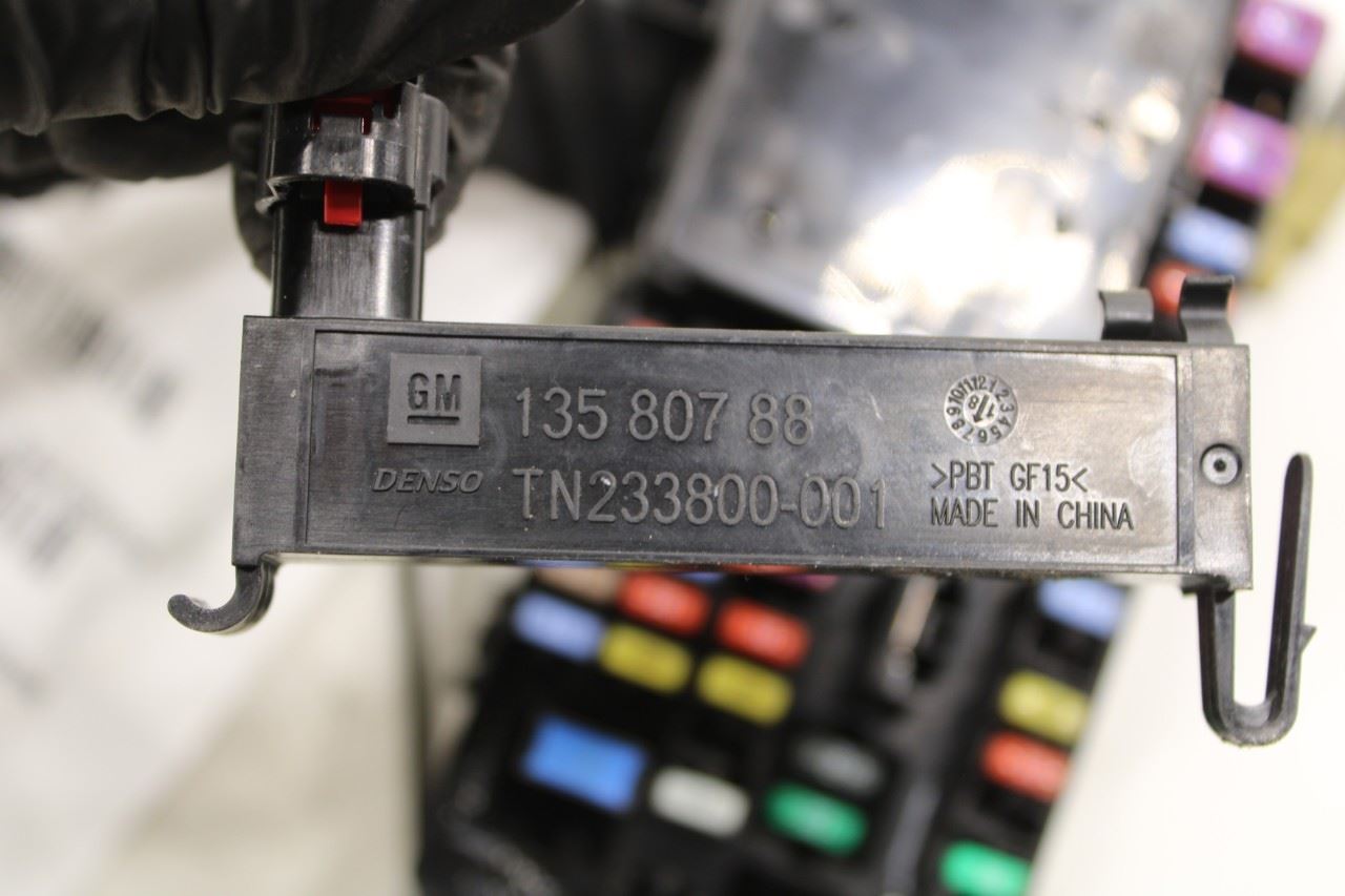 2018-19 GMC Acadia SLT-1 Dash Instrument Panel Wire Harness w/ Fuse Box 84458056 - Alshned Auto Parts