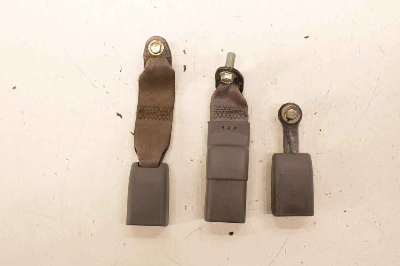 12-20 Isuzu NPR HD Front Passenger RH and Driver Left Side Seat Belt Buckle Set - Alshned Auto Parts