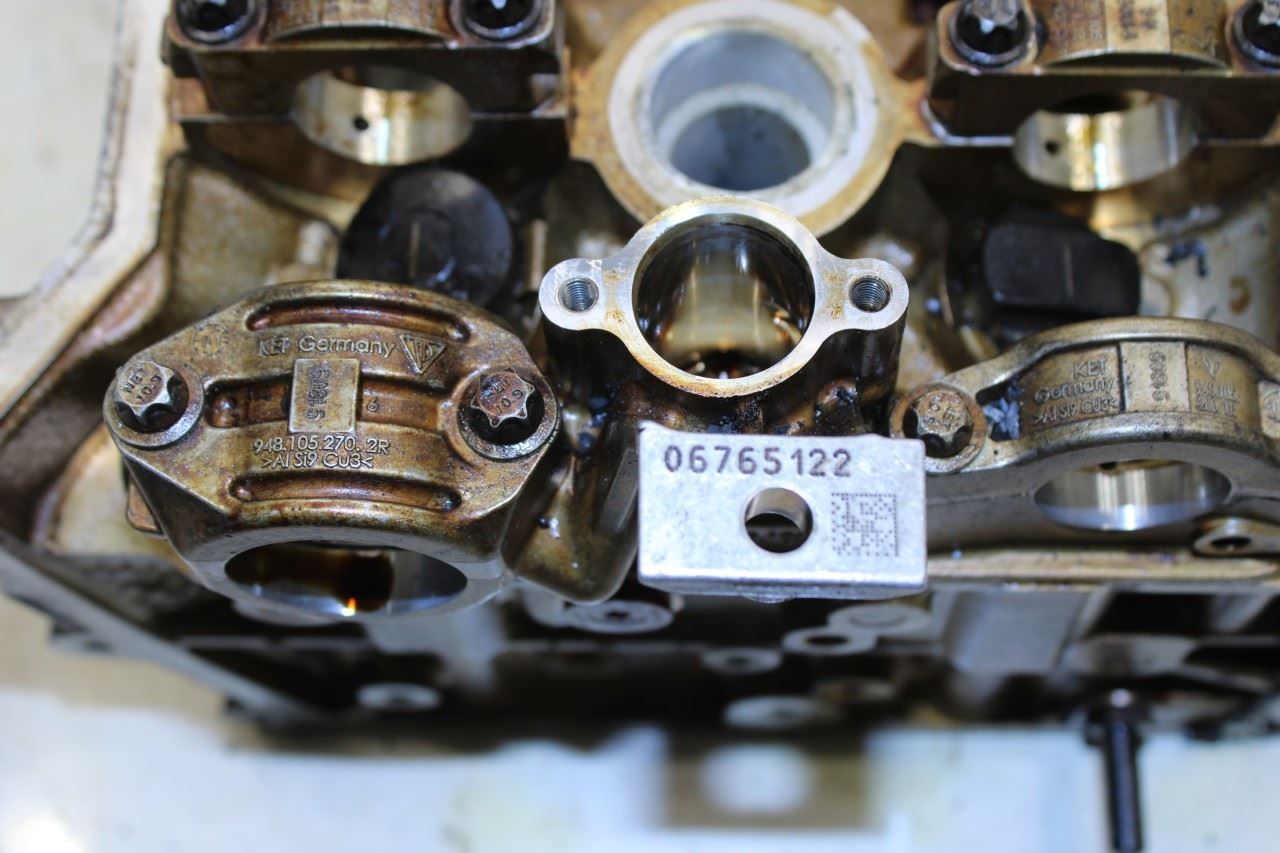 11-16 Porsche Panamera 4 3.6L AWD Left Side Engine Cylinder Head 946-104-016-06 - Alshned Auto Parts