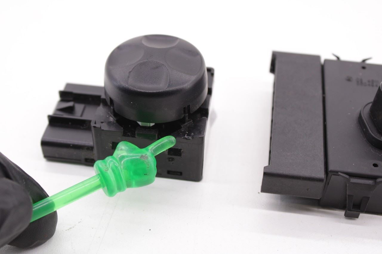 2014-23 Jeep Cherokee Limited Front Left Side Power Seat Switch 56049433AE *ReaD - Alshned Auto Parts