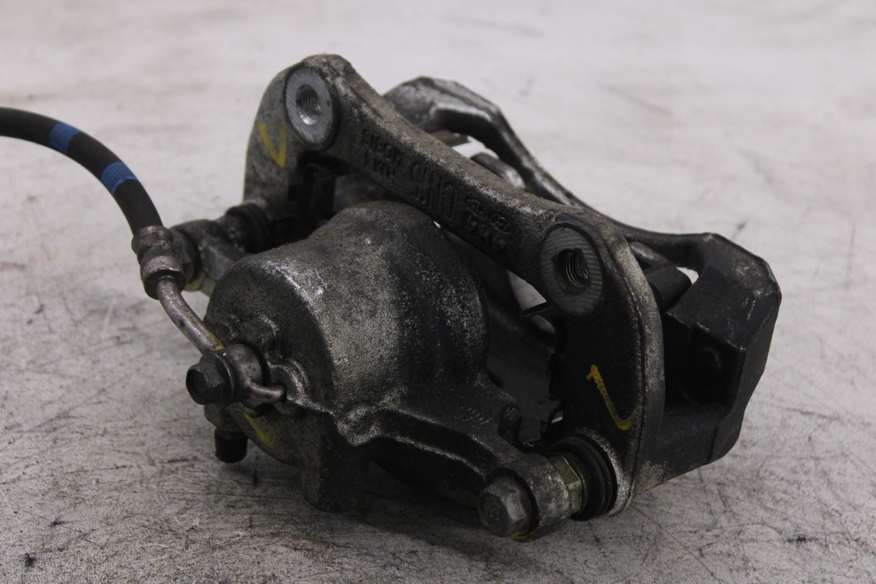 2021-26 Hyundai Elantra SE Front Left Driver Side Disc Brake Caliper 58180-AAA0010