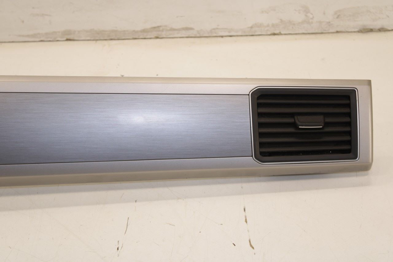 18-19 Volkswagen Atlas S Front Right Passenger Side Dash Trim Bezel w/ Air Vent - Alshned Auto Parts