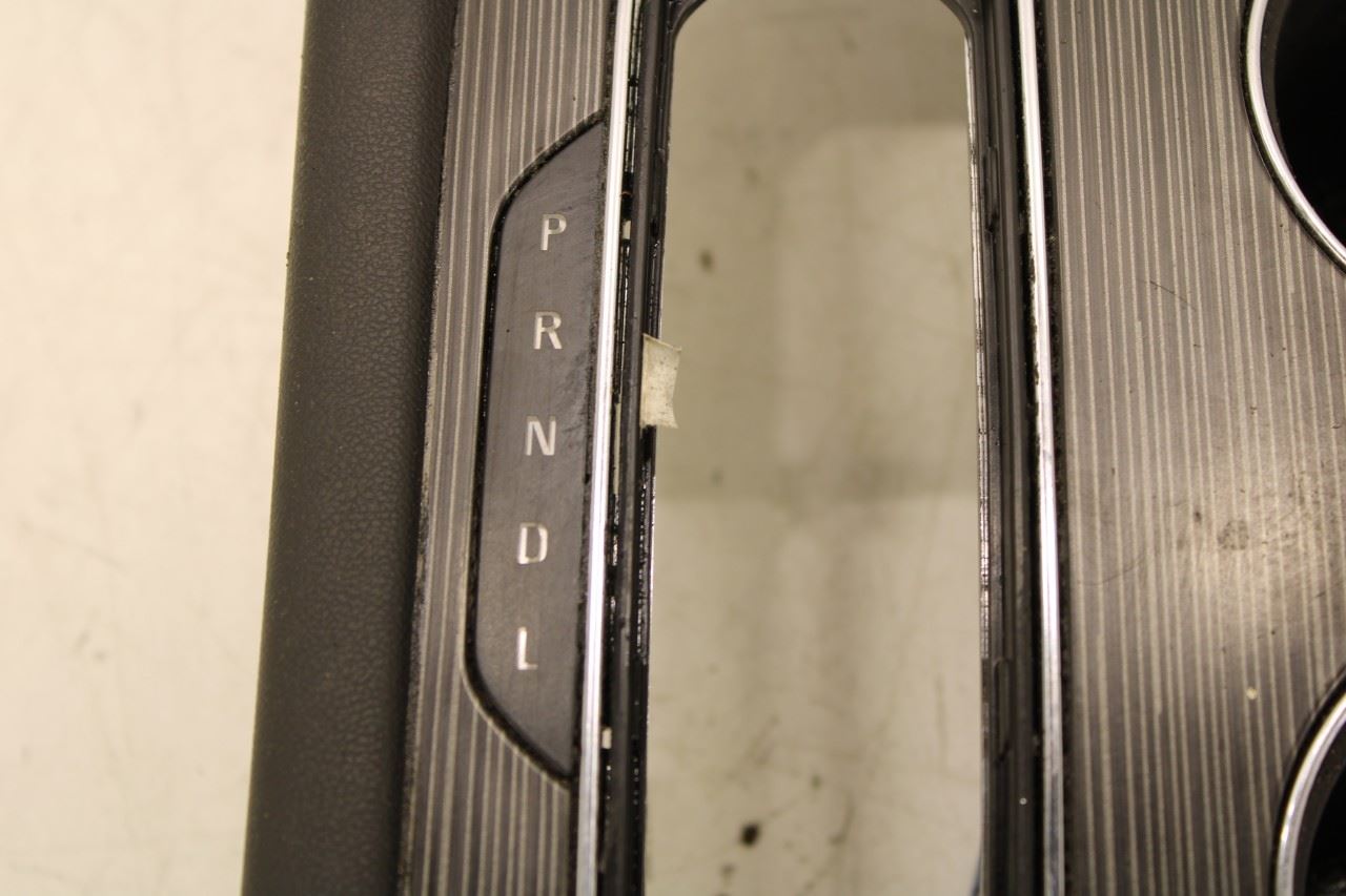 2017-2019 GMC Acadia SLT-1 Console Shifter Bezel Trim Panel w/ Cup Holder *ReaD* - Alshned Auto Parts