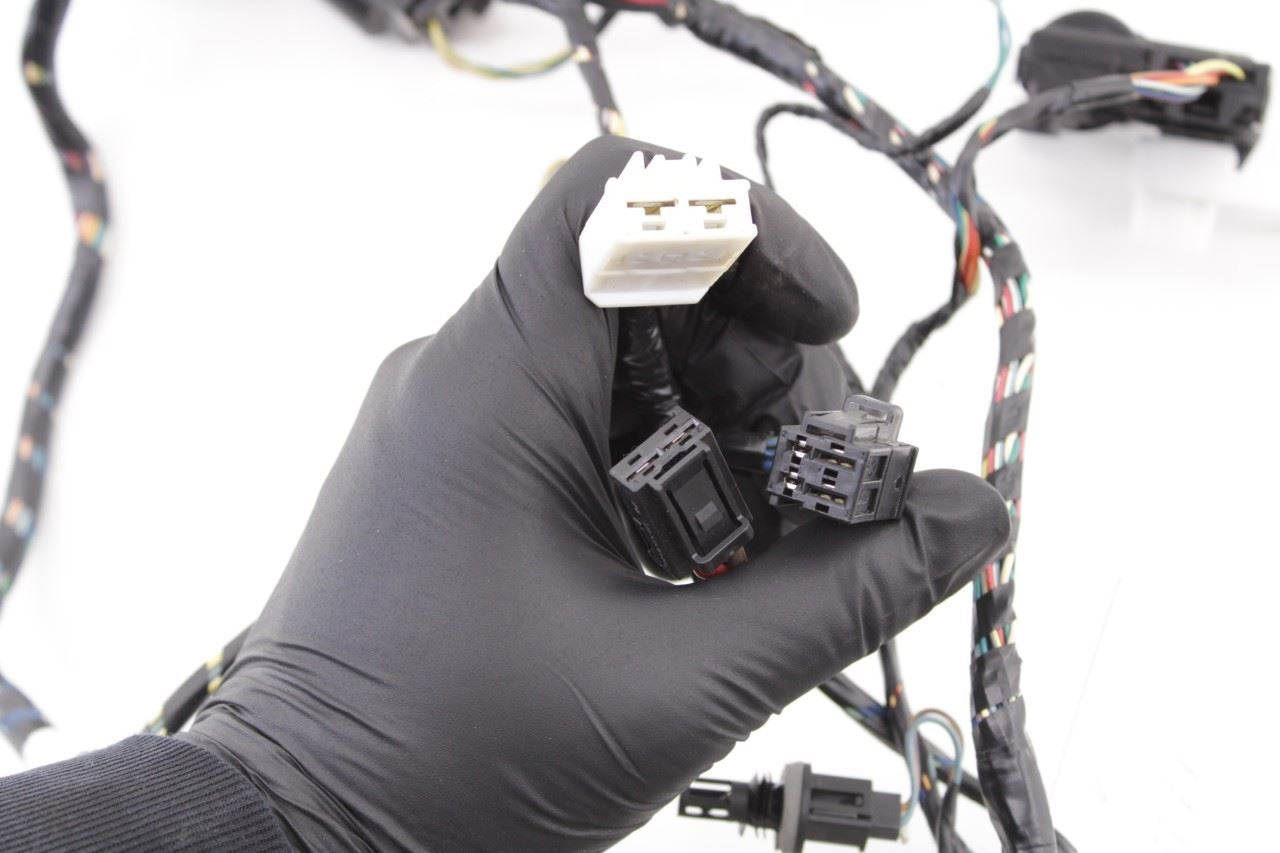 14-23 Jeep Cherokee Limited HVAC Heater Blend Door Actuator Set w/ Wire Harness - Alshned Auto Parts