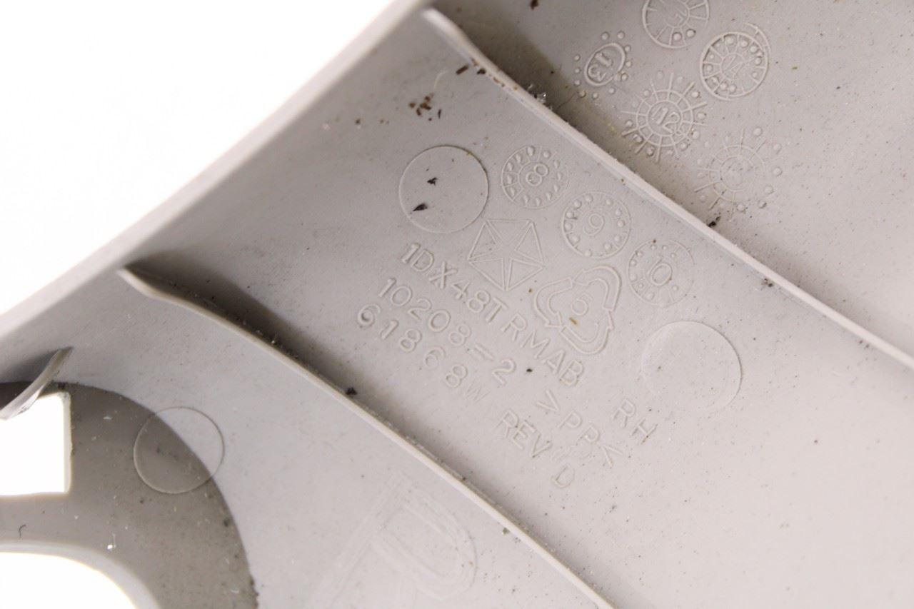 11-18 RAM 1500 Laramie FR Right and Left Windshield A-Pillar Molding 1DX48TRMAB - Alshned Auto Parts