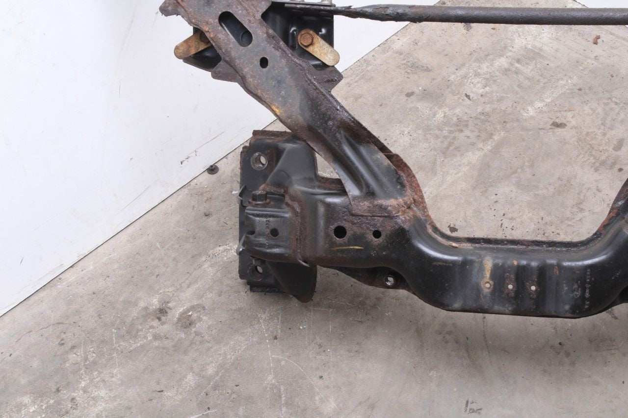 2005-2010 Ford Mustang Conv V6 RWD Front Crossmember Subframe 5R3Z-5C145-A OEM10