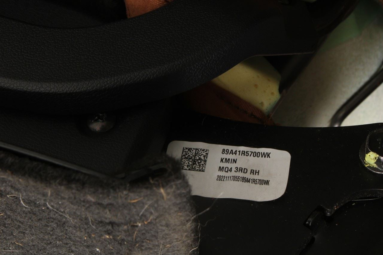 21-23 Kia Sorento X-Line SX Prestige 2.5L Rear Right Side 3rd Row Seat Complete - Alshned Auto Parts