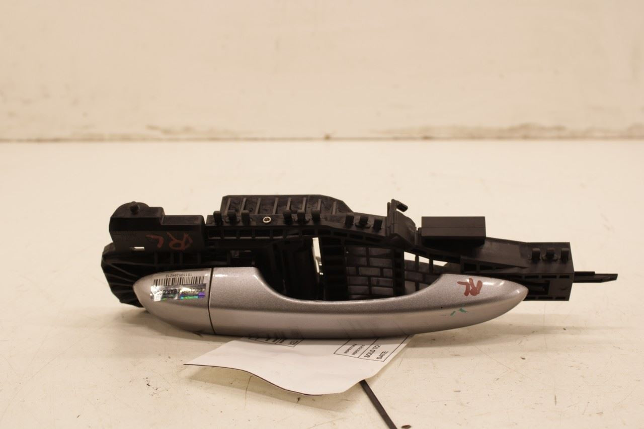 14-23 Jeep Cherokee Latitude 3.2L 4WD Rear Driver Left Side Door Exterior Handle - Alshned Auto Parts
