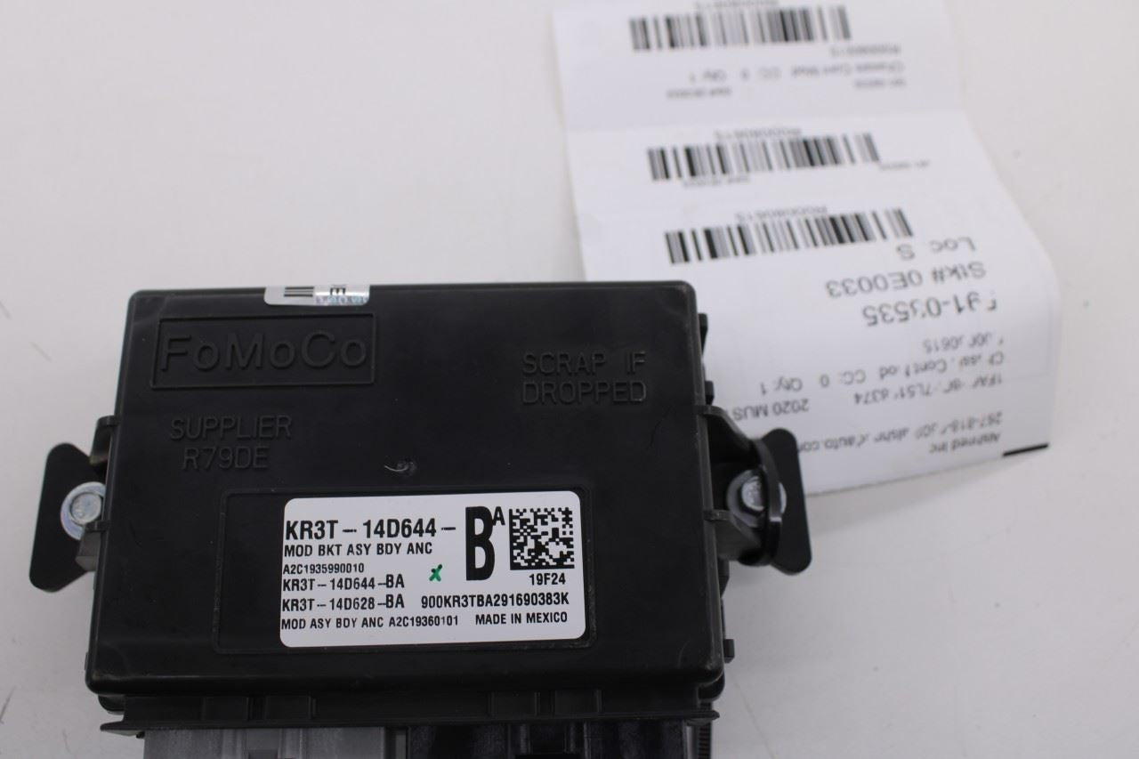 2019-2025 Ford Mustang GT Electronic Lights Lamps Computer Control Module OEM7