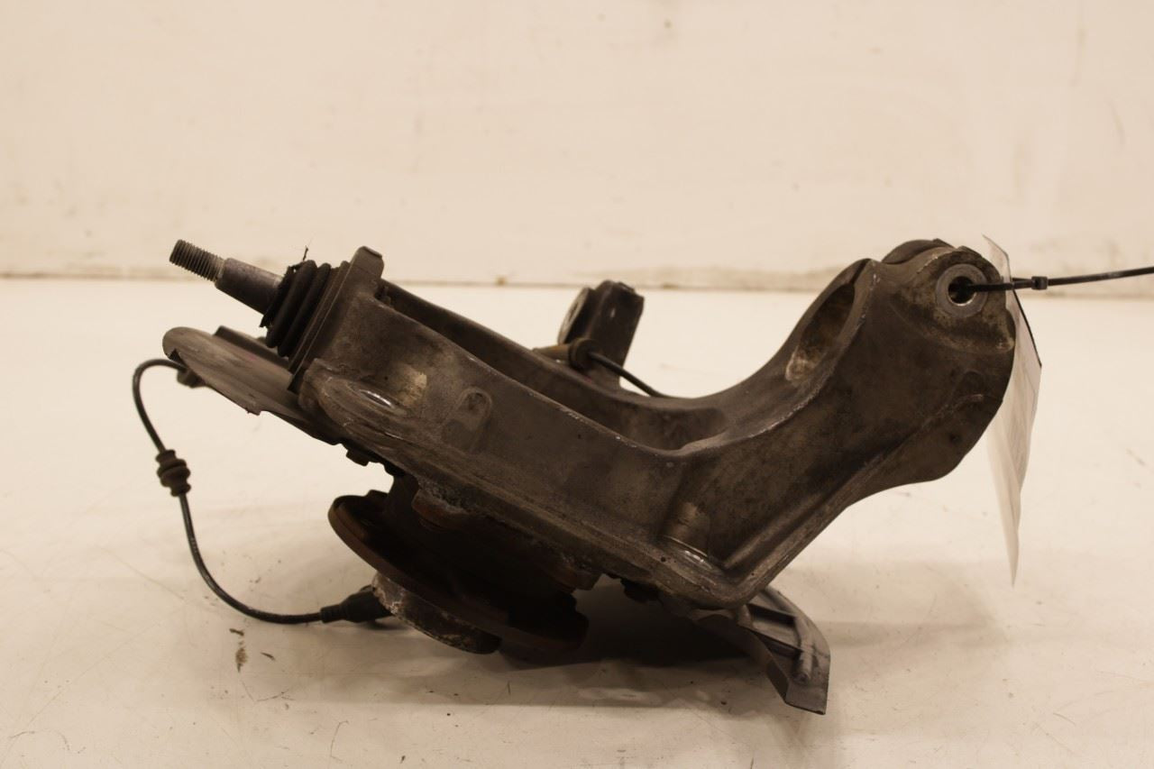 2019-2022 Jeep Cherokee Latitude Front Left Side Spindle Knuckle Hub 68305297AB - Alshned Auto Parts