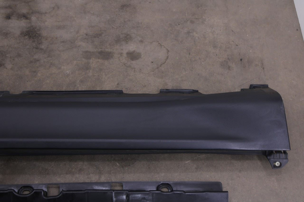 2007-2013 BMW X5 xDrive35i Right Side Rocker Skirt Panel Molding 7191242 OEM - Alshned Auto Parts