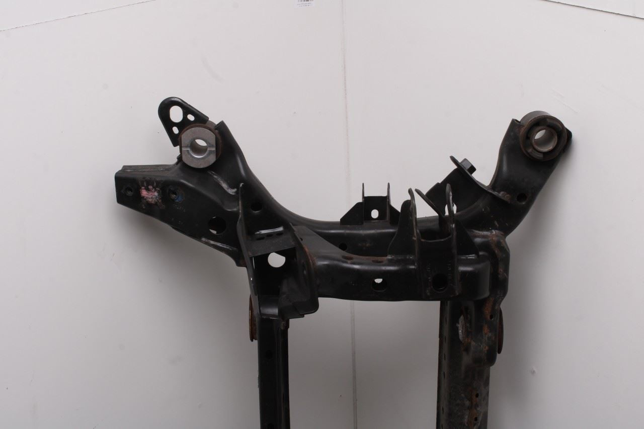 2018-26 Ford Mustang GT 5.0L RWD Rear Crossmember Subframe 6-MT JR3Z-5035-L OEM5