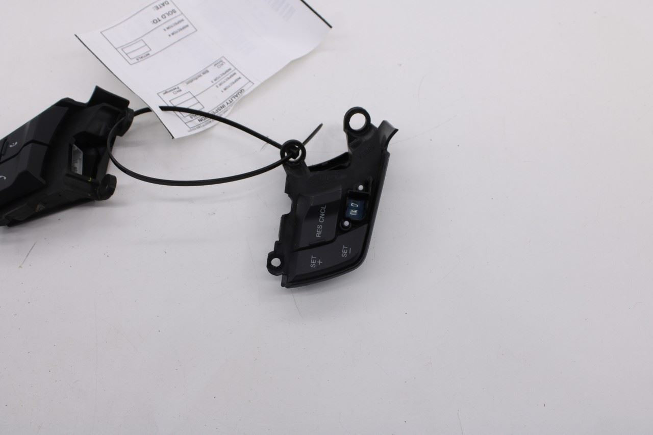 15-23 Ford Mustang GT Steering Wheel Cruise Control Audio Switch Buttons *ReaD*3