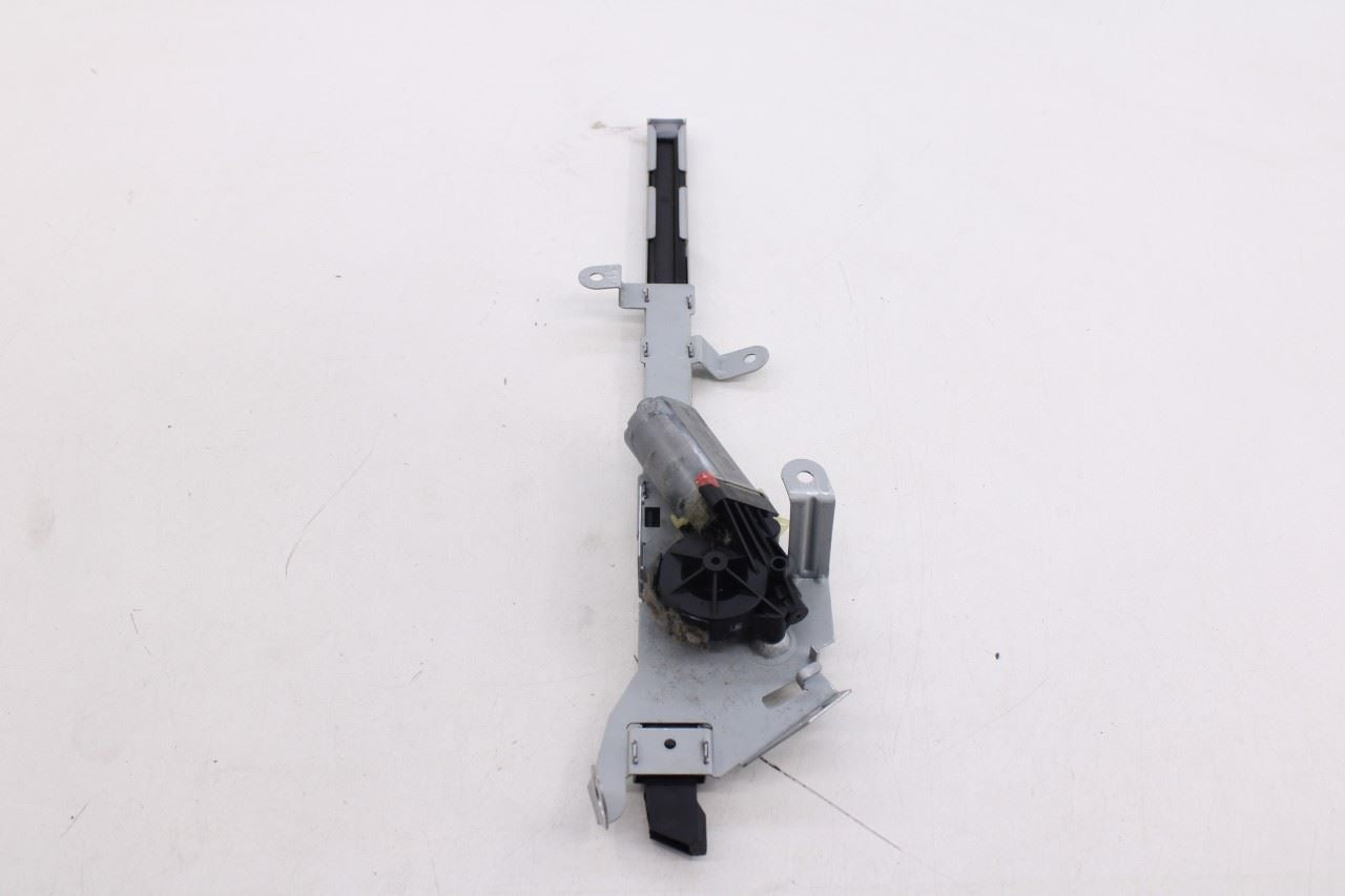 06-09 Mercedes-Benz CLK 350 Front LH Side Seat Belt Feeder Adjuster Guide *ReaD*5