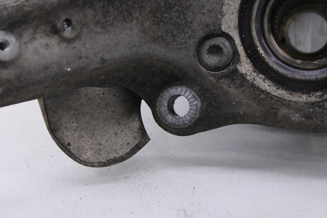 2013-16 Audi S4 Premium Plus 3.0L AWD Front Driver Left Side Spindle Knuckle Hub10