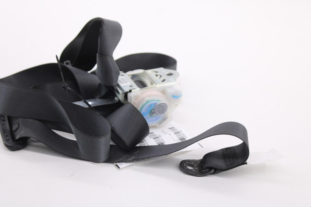 2015-23 Toyota Tacoma SR5 Double Cab Rear Right Side 2nd Row Seat Belt Retractor8