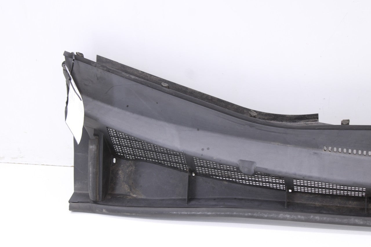 2011-20 Toyota Sienna LE 3.5L FWD Front Windshield Cowl Vent Grille Cover Panel - Alshned Auto Parts