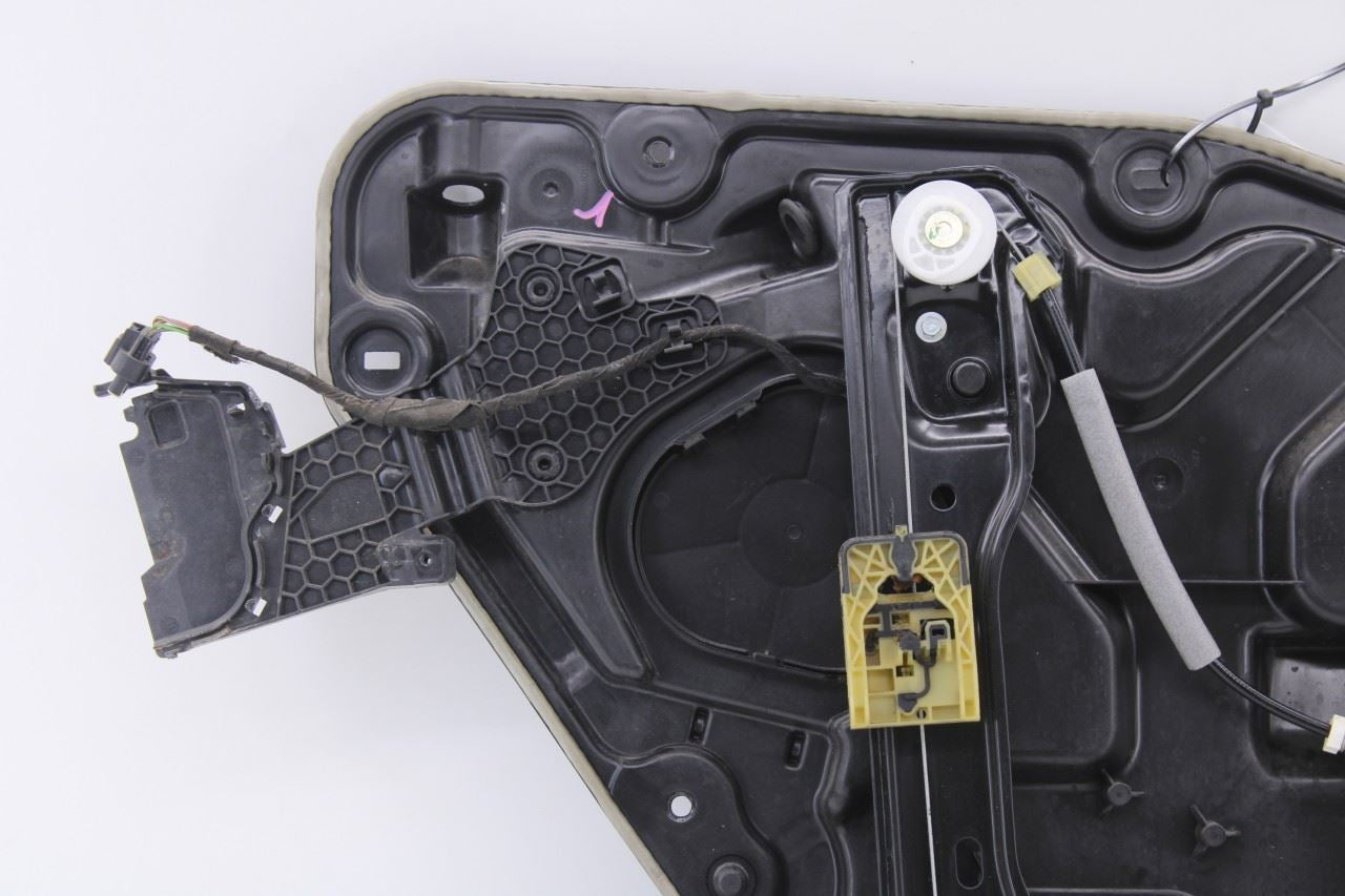 2011-25 Dodge Durango SXT Rear Right Door Window Regulator w/ Carrier and Motor2