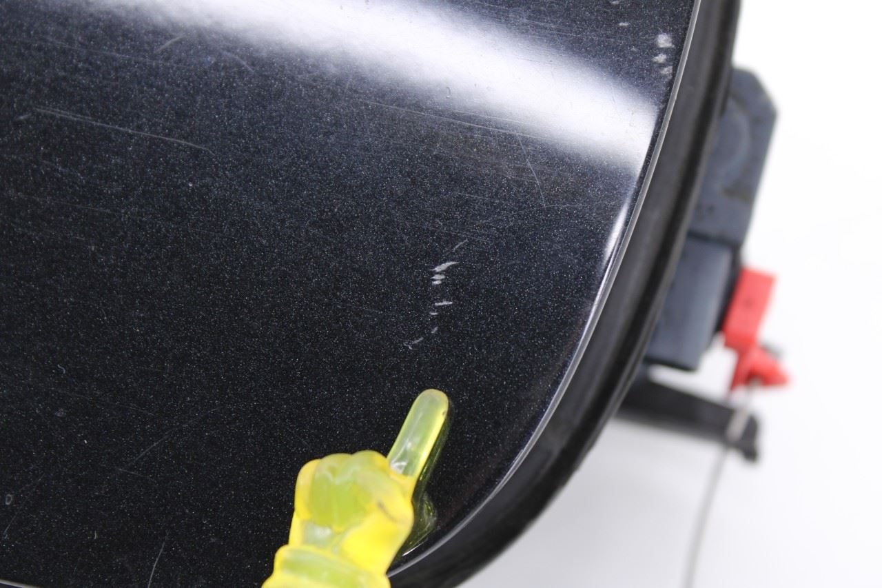 14-2021 Jeep Grand Cherokee Limited 3.6L Fuel Tank Filler Housing Door Lid Cover12