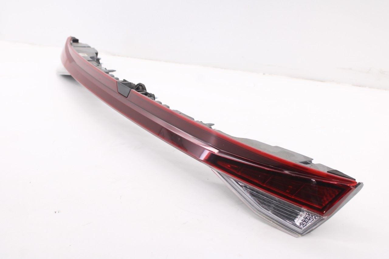 2021-2026 Hyundai Elantra SE Rear Center Third Brake Light Lamp 92409-AA030 OEM6
