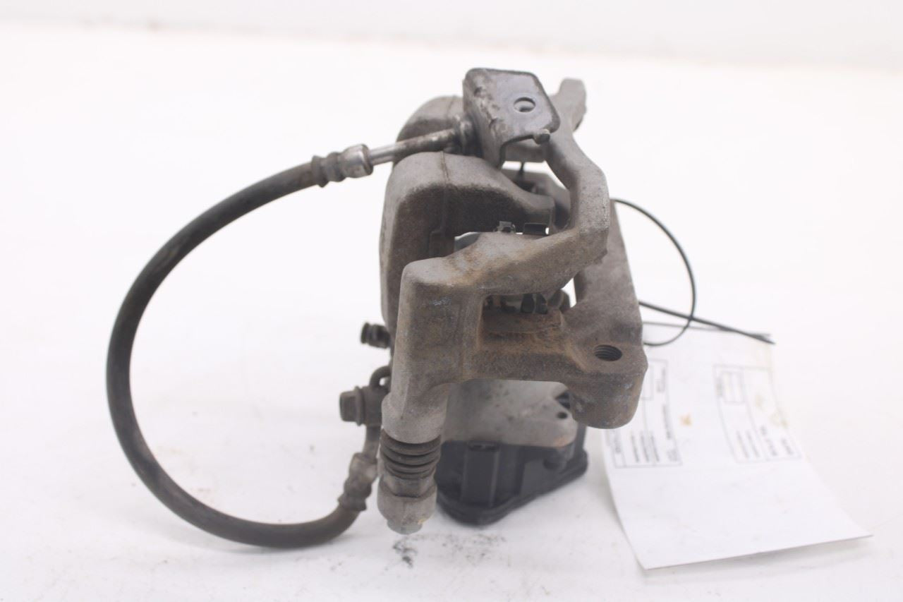 2021-2026 Hyundai Santa Fe SEL Rear Right Side Brake Disc Caliper 58311-P2A307