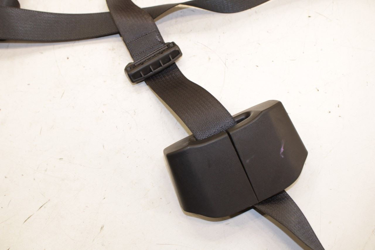 2013-19 Ram 1500 Big Horn Crew Cab 5.7L Rear Center 2nd Row Seat Belt Retractor - Alshned Auto Parts