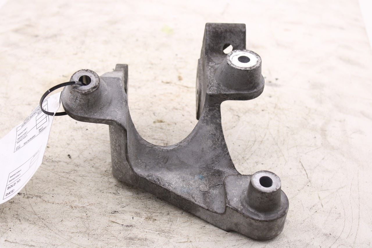 11-20 Dodge Grand Caravan GT 3.6L FWD Front Engine Mount Bracket 04809939AF OEM0