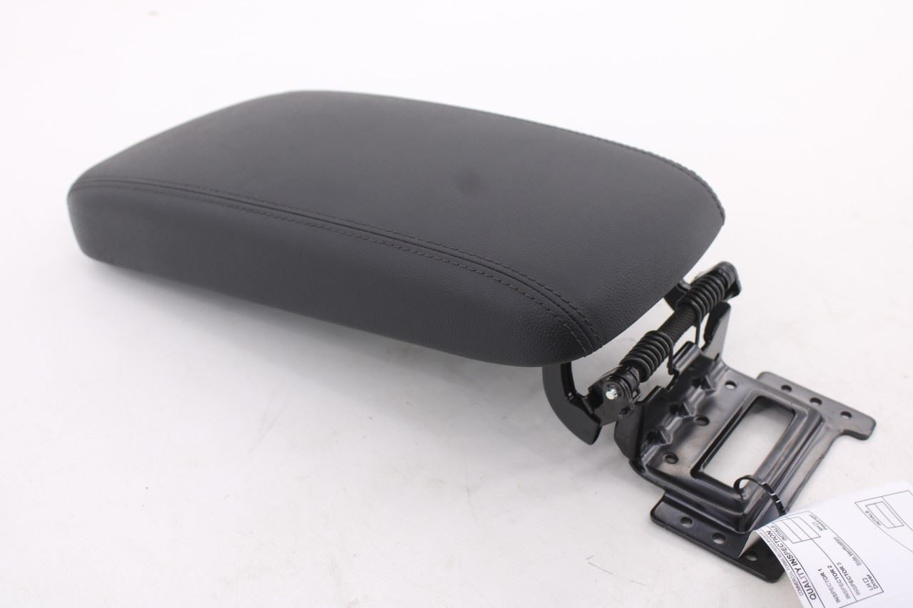 2016-2018 KIA Optima EX Center Floor Console Armrest Storage Lid 84660D5000FJ4 - Alshned Auto Parts