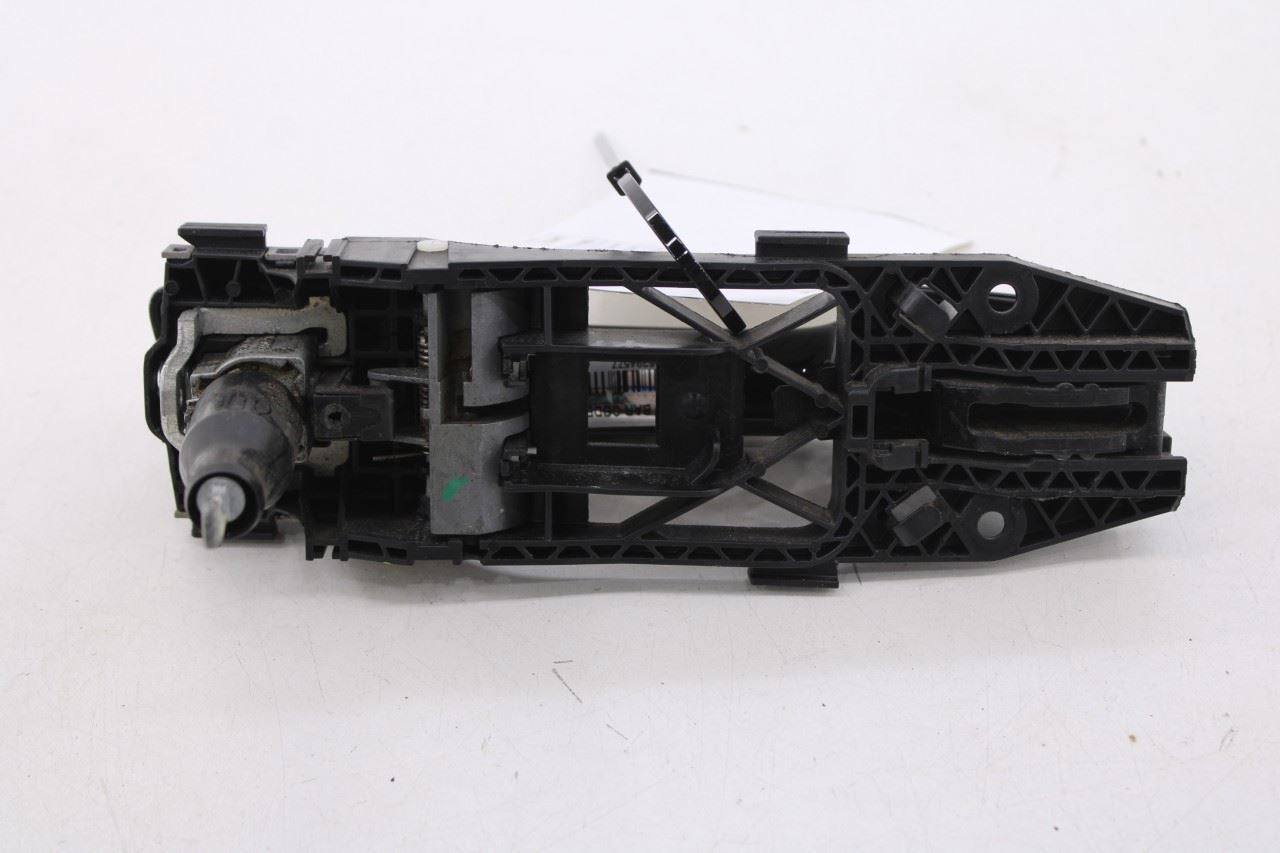 2011-2018 Porsche Cayenne S 4.8L AWD Front Driver Left Side Door Exterior Handle5