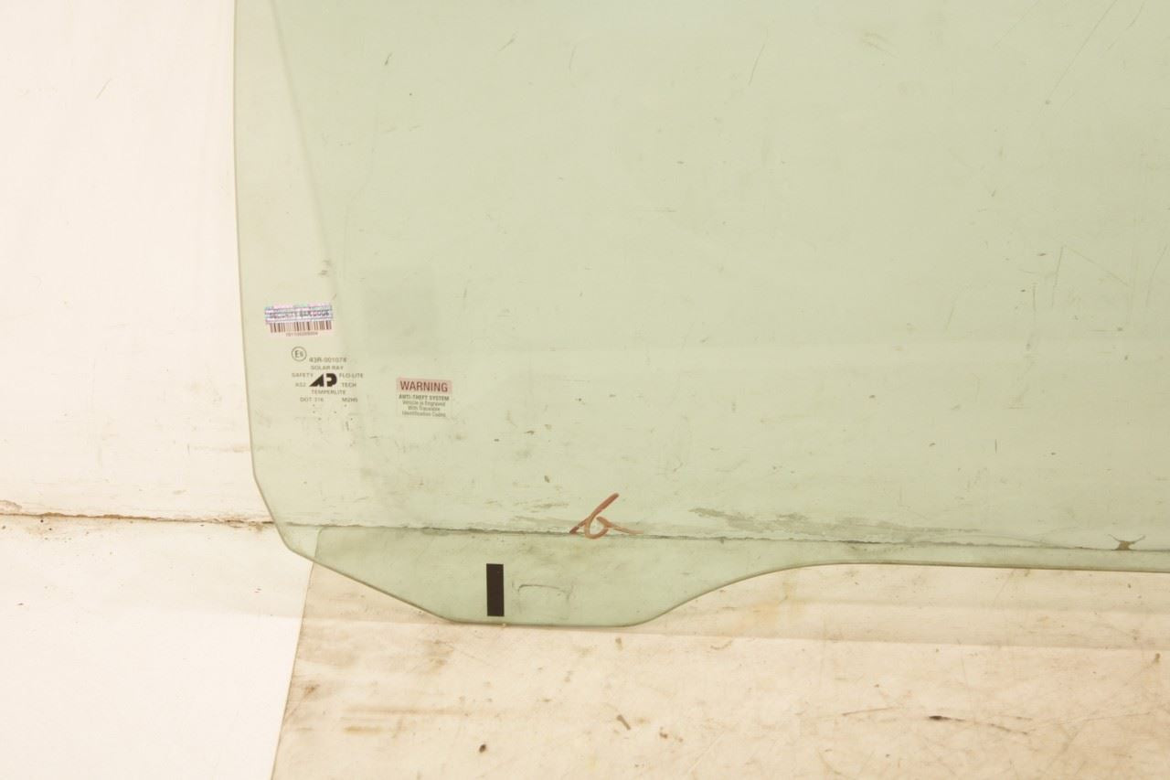 1997-2004 Chevrolet Corvette Front Right Side Door Window Glass 10403190 OEM - Alshned Auto Parts