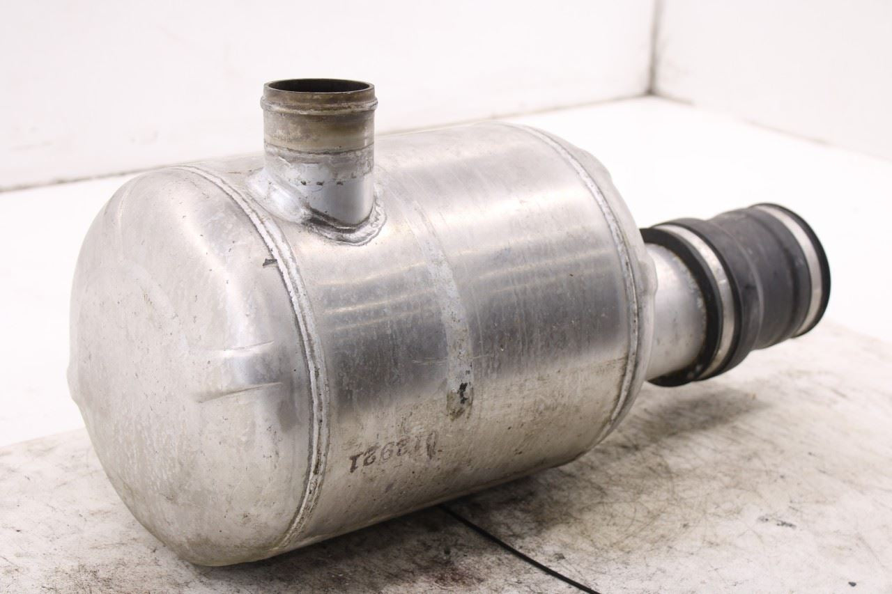 2021-26 Yamaha VX Deluxe 1.0L Exhaust Muffler Water Lock Box F4N-U7550-00-00 OEM6