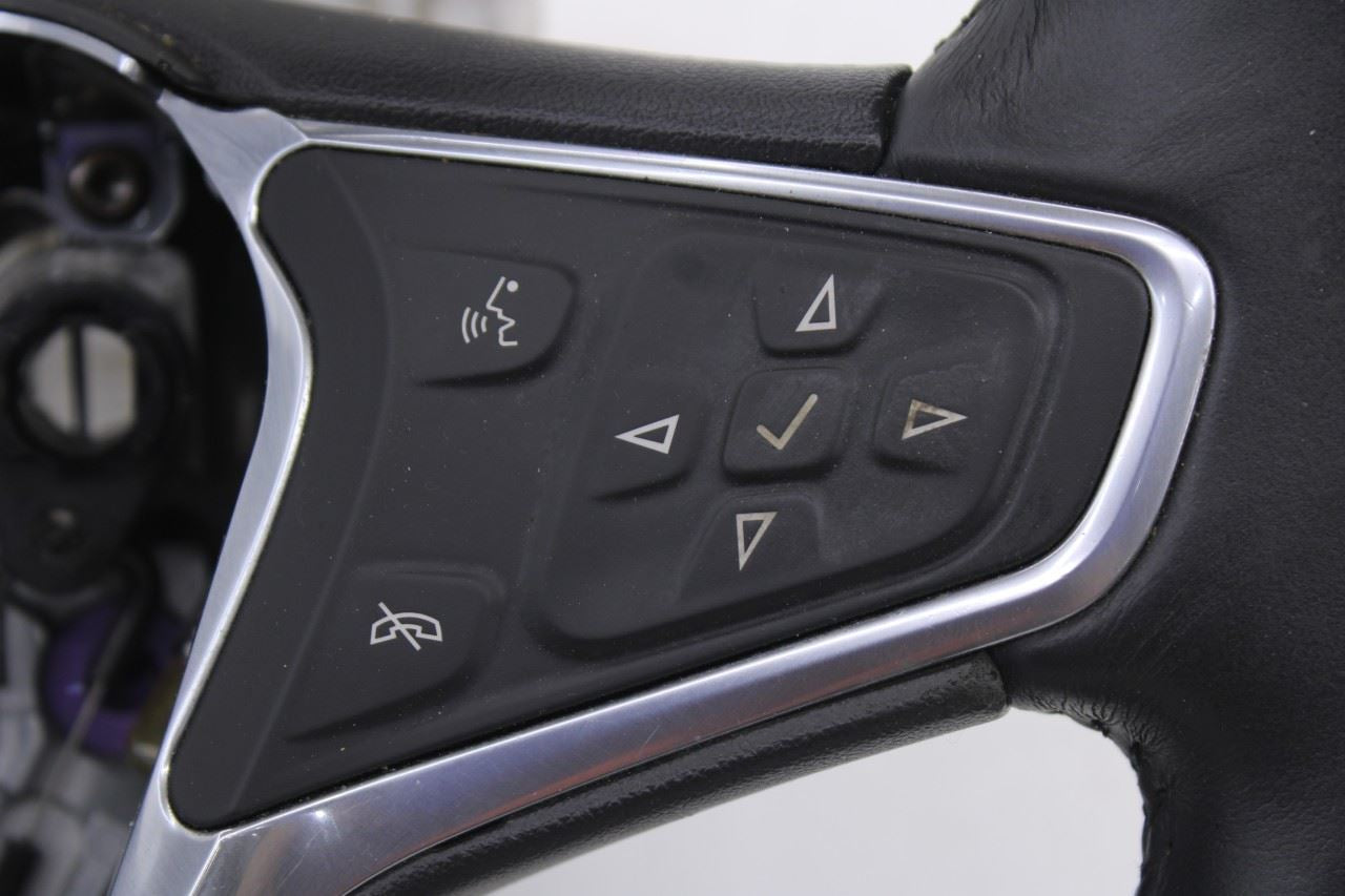2018-20 Chevrolet Equinox LT 1.5L FWD Steering Wheel Leather w/ Control Buttons - Alshned Auto Parts