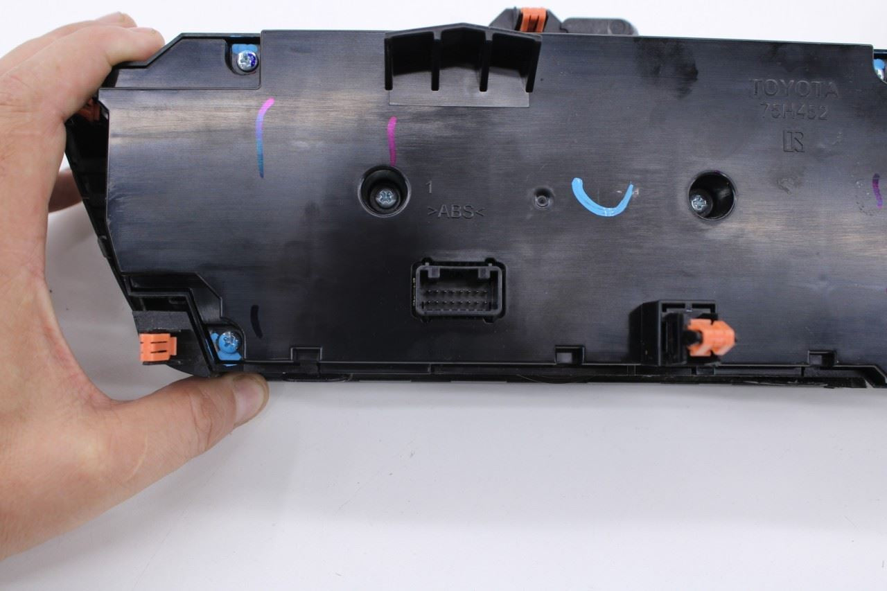 2018-2023 Toyota Tacoma SR5 AC Heater Temperature Climate Control 55900-04162-B04