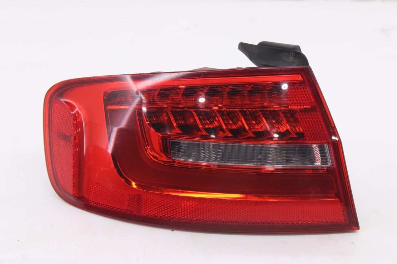 13-16 Audi S4 Premium Plus Rear Left Driver Side Tail Light Lamp 8K5-945-095-AD0