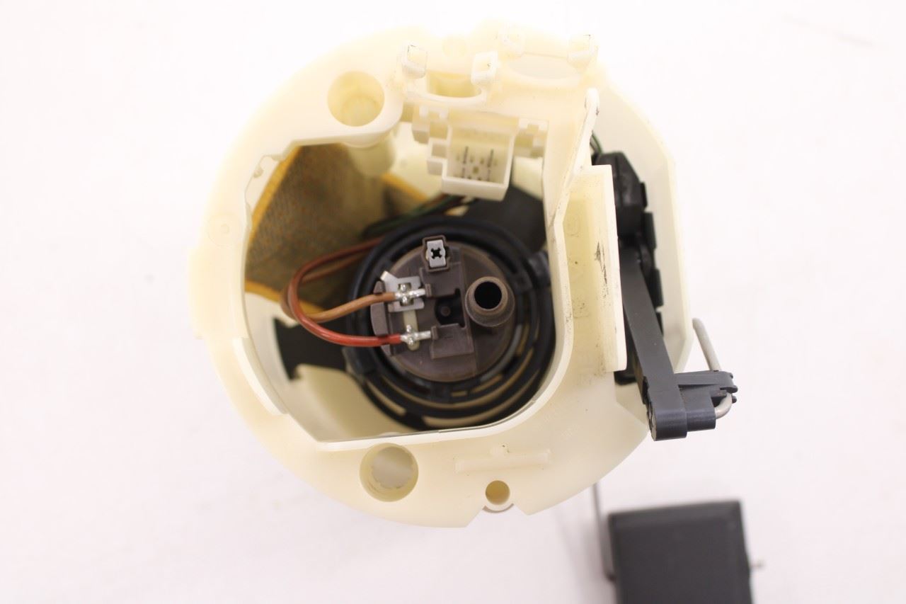 2006-2009 Mercedes-Benz CLK350 3.5L In Tank Right Fuel Pump Assembly 209470029412