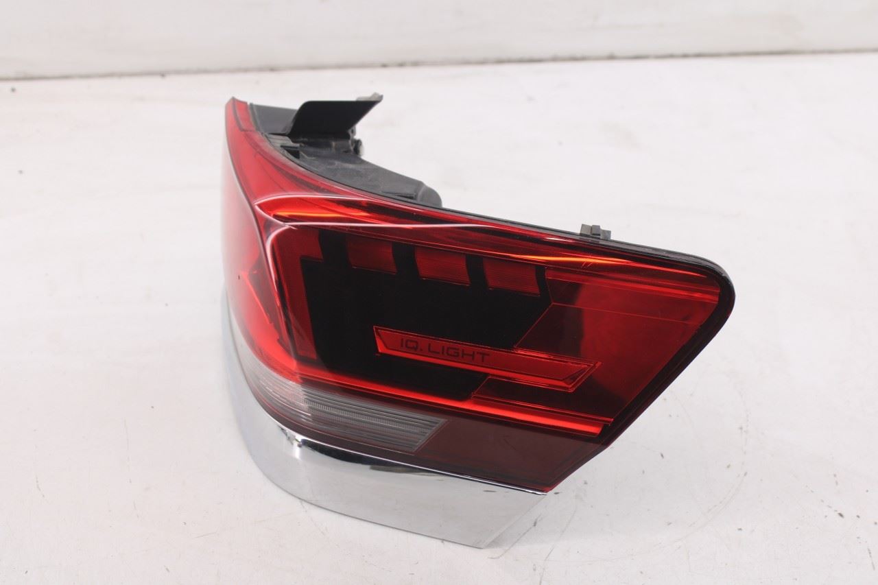 2021-2024 Volkswagen Atlas SE Rear Right Side Tail Light Lamp 3CN-945-096-D OEM3
