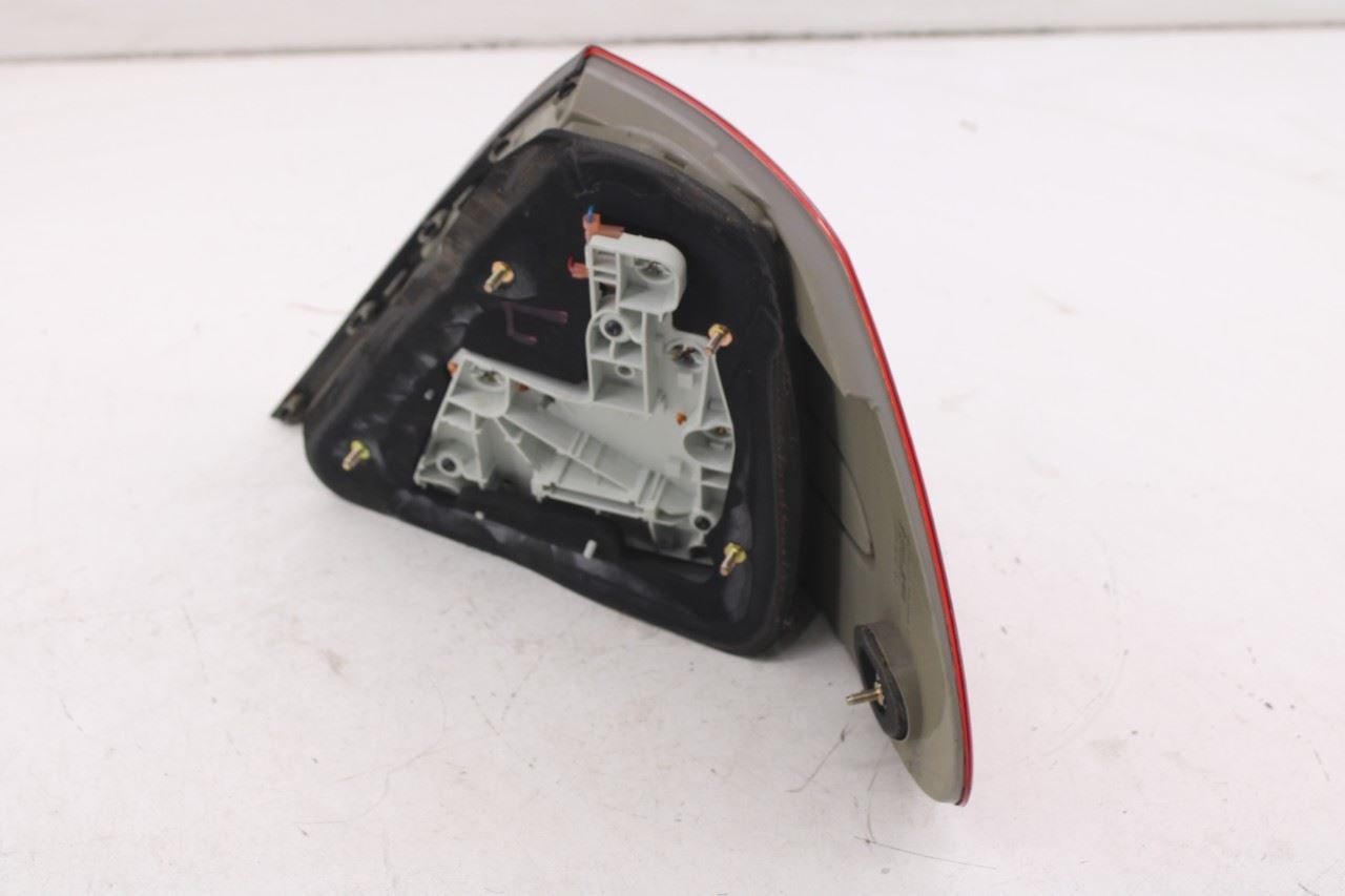 2003-2006 Mercedes-Benz E500 Rear Left Driver Side Tail Light Lamp 211-820-05-64 - Alshned Auto Parts