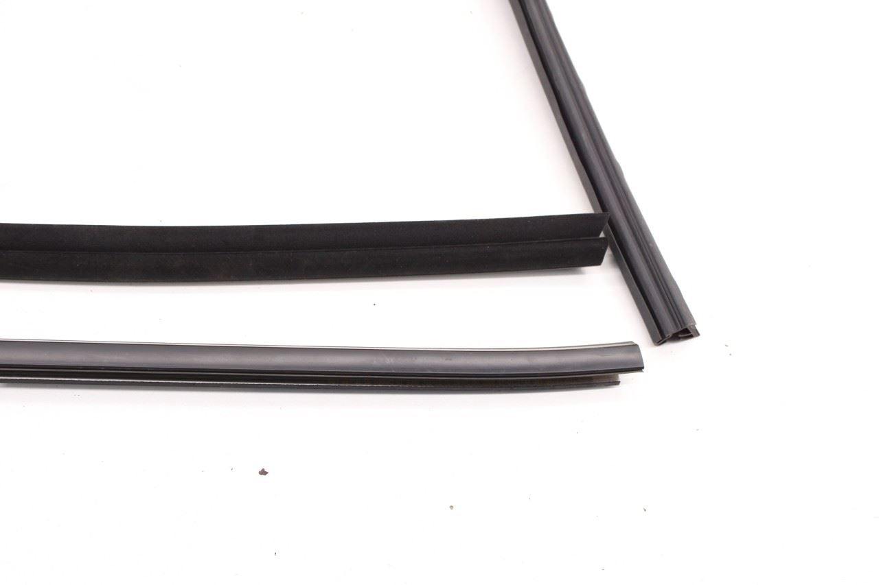 19-25 Chevrolet Silverado LT-L Front Right Door Run Channel w/ Belt Weatherstrip - Alshned Auto Parts