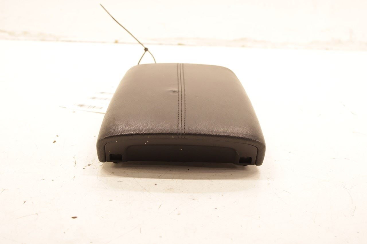 22-25 Hyundai Tucson SEL FR Center Console Armrest Storage Lid Cover 84660-CW000 - Alshned Auto Parts
