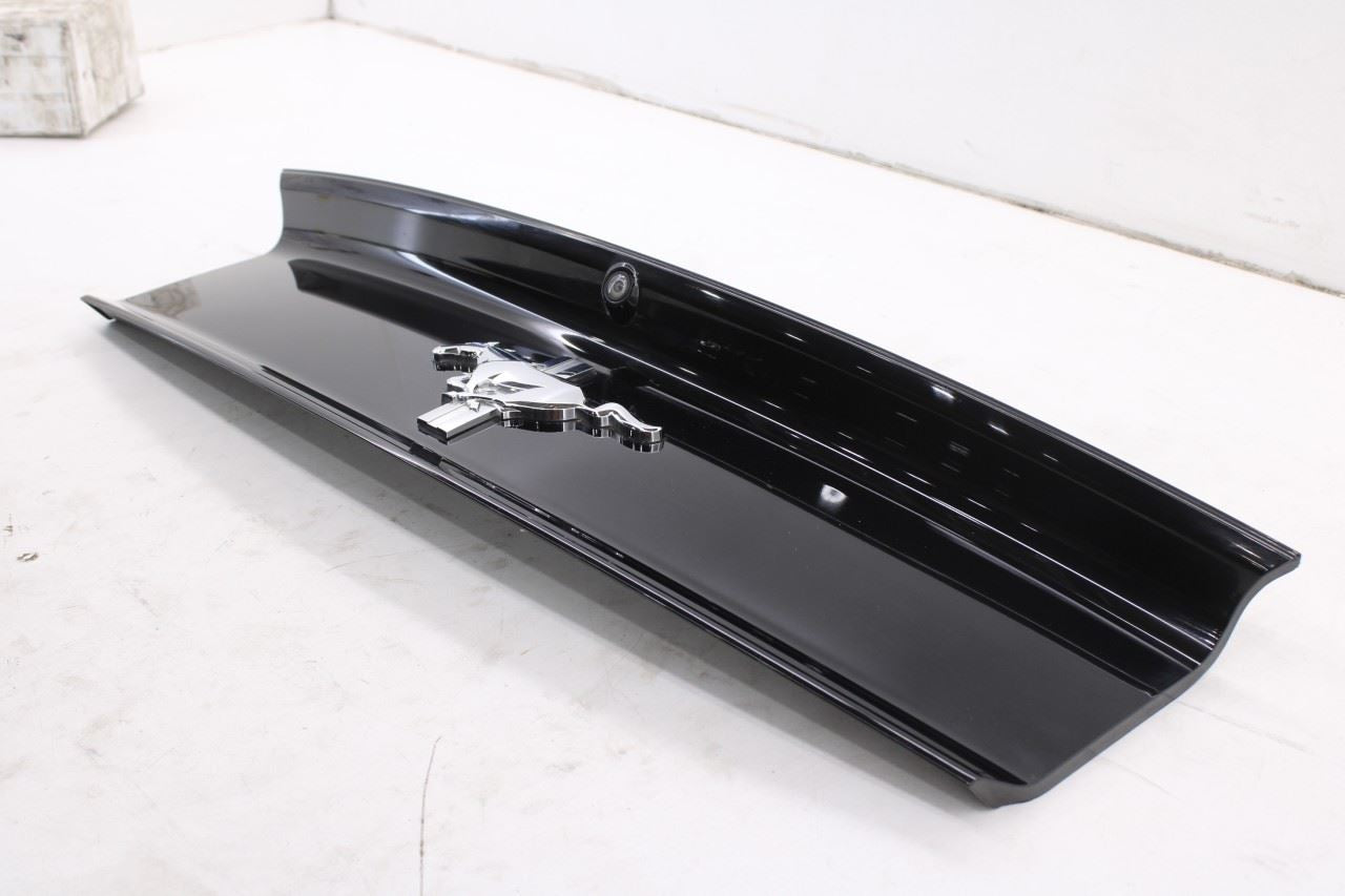 15-17 Ford Mustang Conv V6 Pony Trunk Lid Finish Panel Applique Molding w Camera3