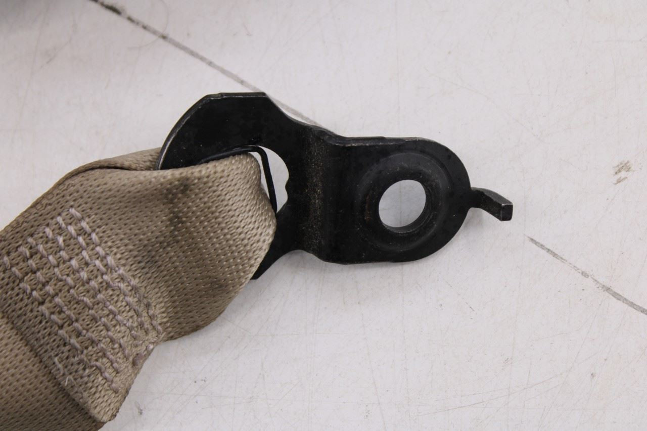 2010-13 Mercedes-Benz E350 Luxury 4Matic AWD Front Left Side Seat Belt Retractor6